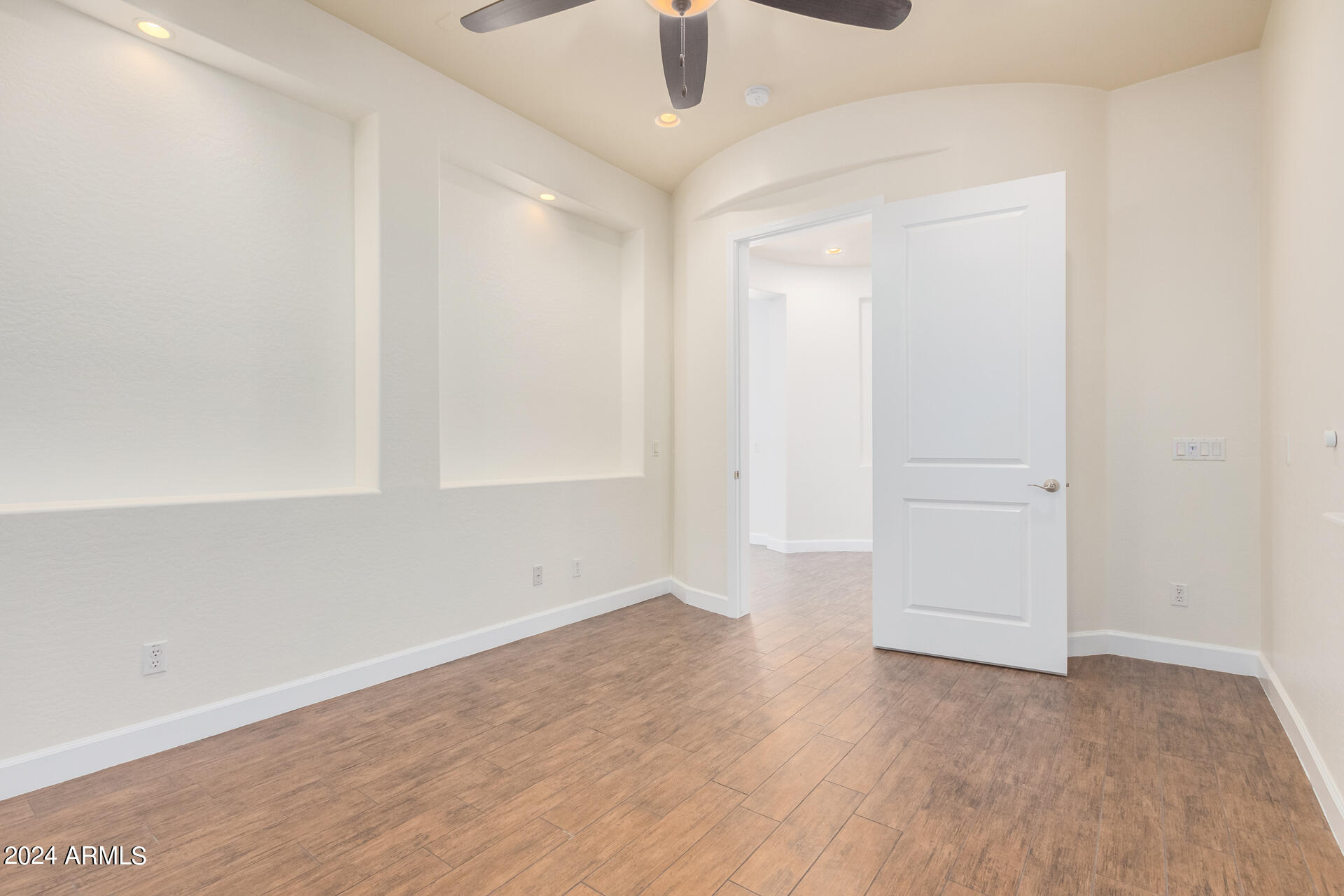 5713 West Rowel Road Phoenix, AZ 85083 - Photo 44 of 60 0041-41 - Rowel 5713