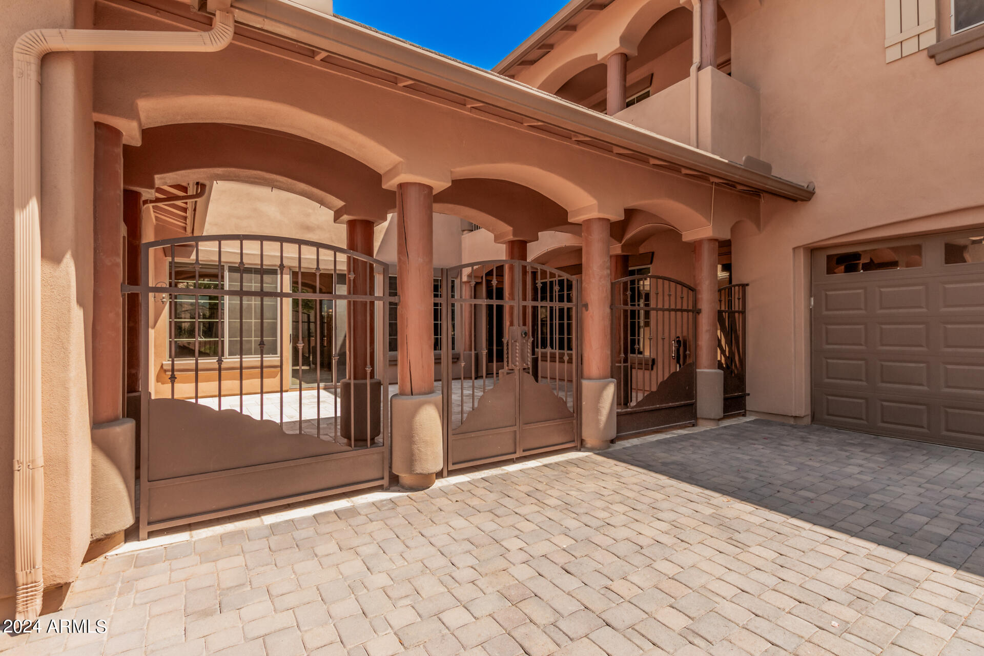 5713 West Rowel Road Phoenix, AZ 85083 - Photo 5 of 60 0003-03 - Rowel 5713