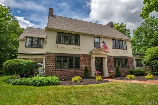 $425,000 | 1108 Parkway East, Utica, NY 13501