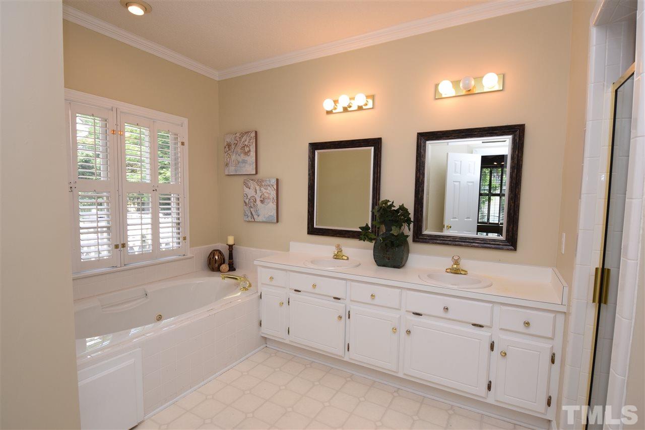 4729 Grand Cypress Court Raleigh, NC 27604 - Photo 12 of 23