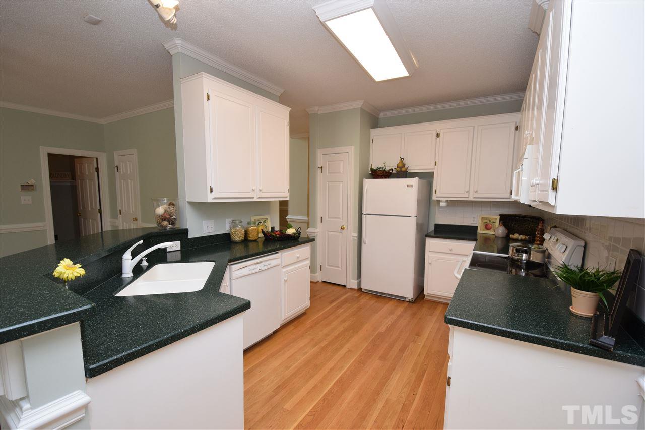 4729 Grand Cypress Court Raleigh, NC 27604 - Photo 5 of 23