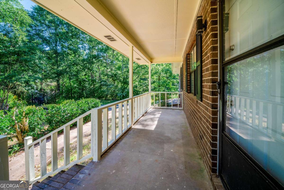 325 Camp Ground Road Griffin, GA 30223 - Photo 4 of 25 a view of balcony