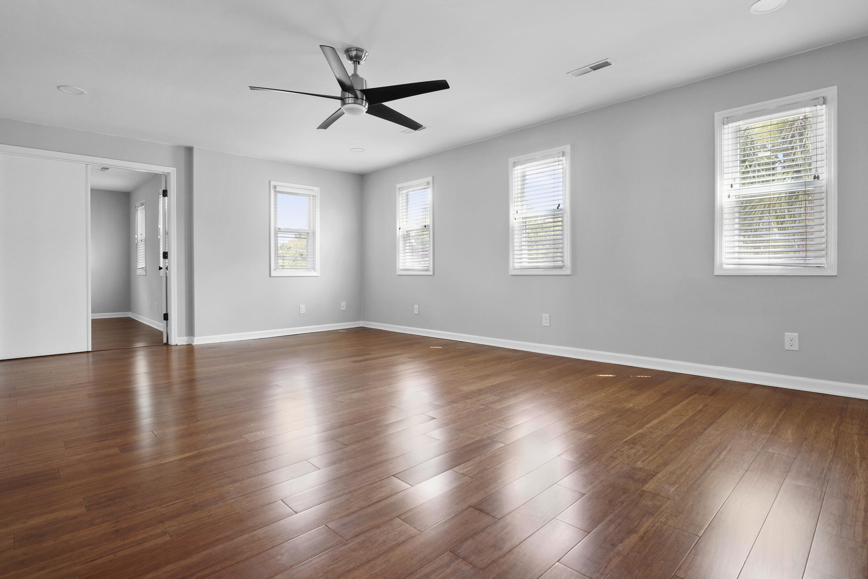 627 Rutledge Avenue, Unit B Charleston, SC 29403 - Photo 14 of 32 IMG_2146
