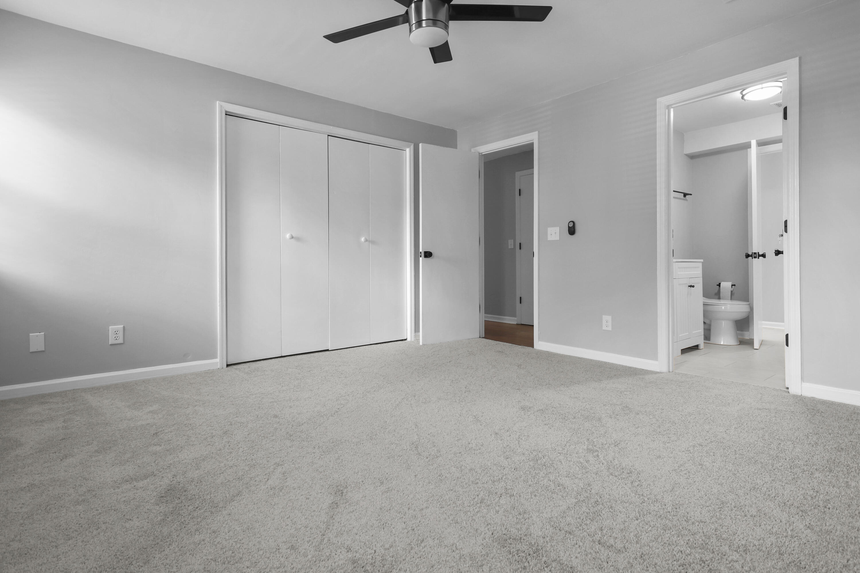 627 Rutledge Avenue, Unit B Charleston, SC 29403 - Photo 20 of 32 IMG_2101