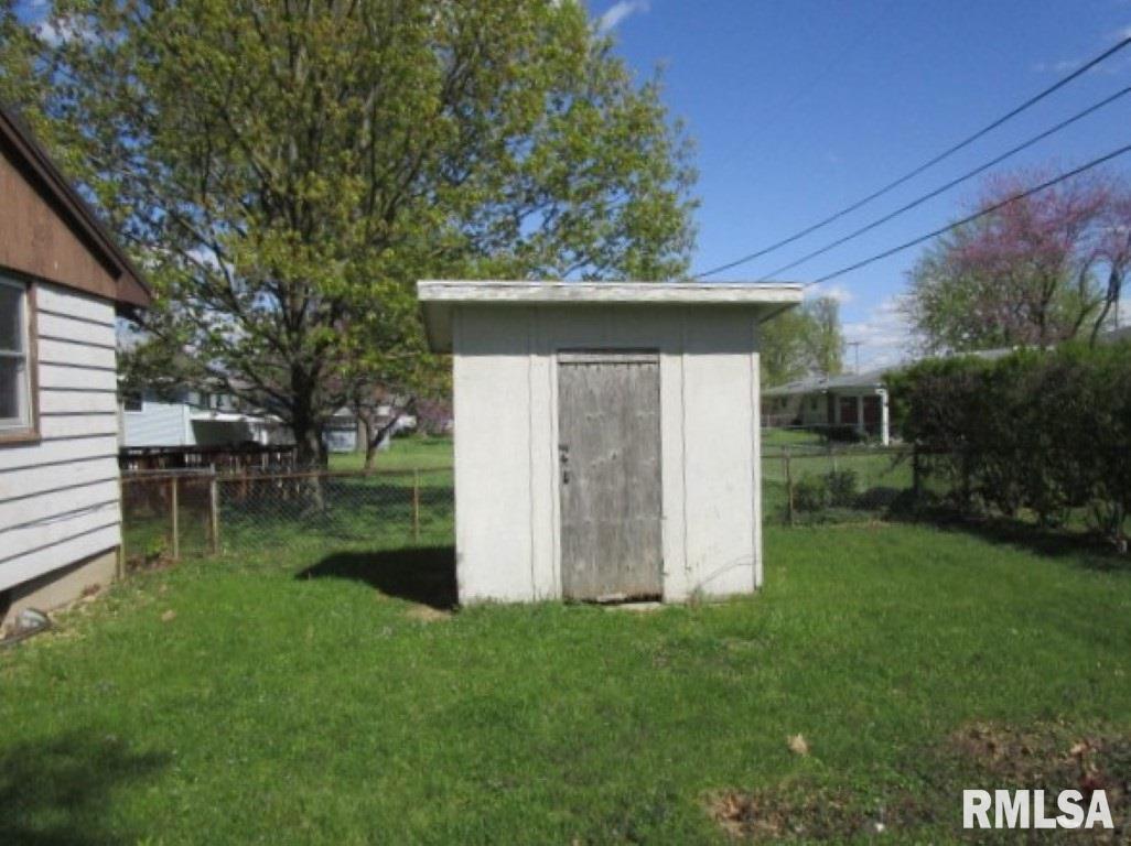 2824 West James Road Peoria, IL 61615 - Photo 16 of 16 Gallery Image 16