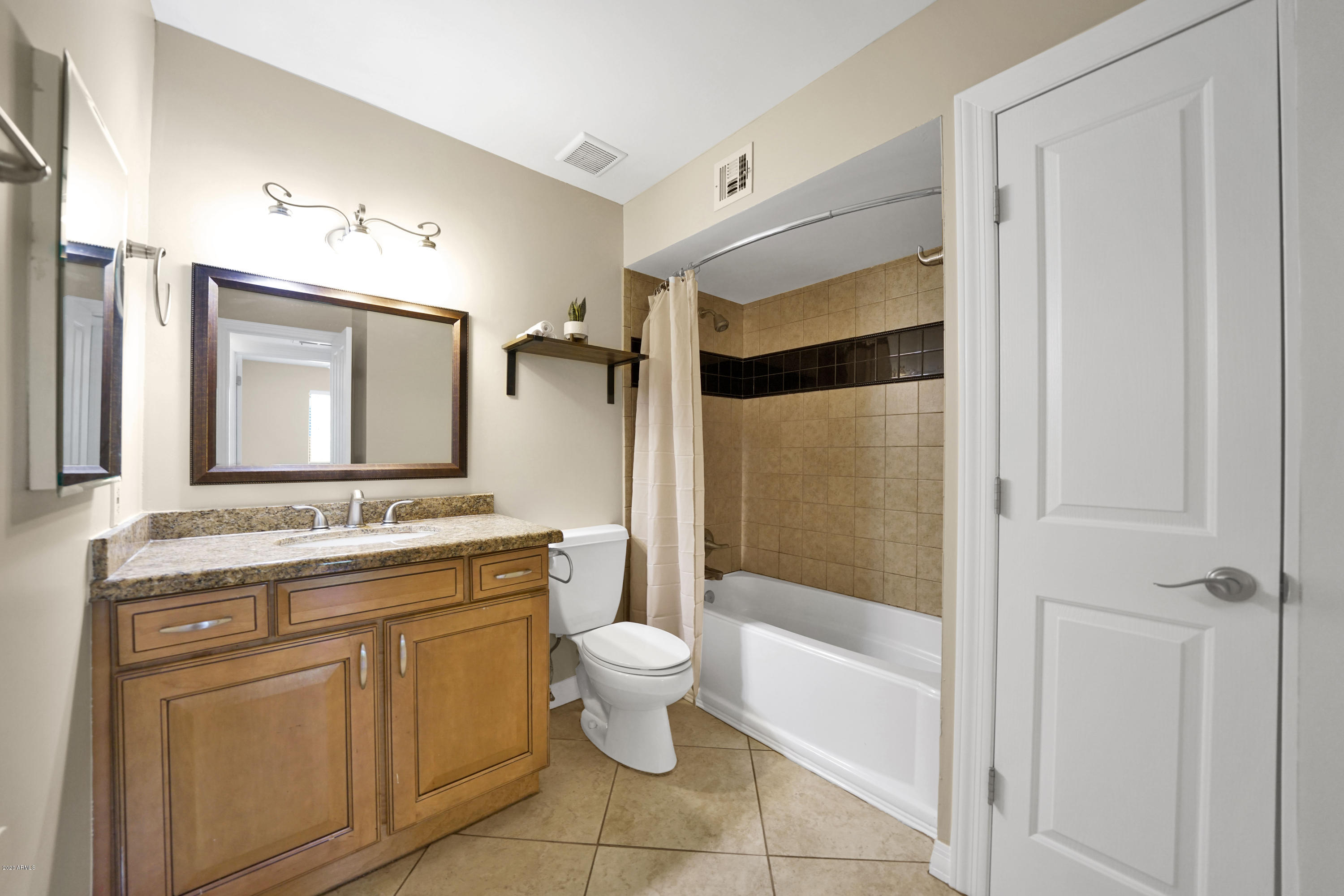 1931 East Presidio Road Phoenix, AZ 85022 - Photo 20 of 29 DSC08499
