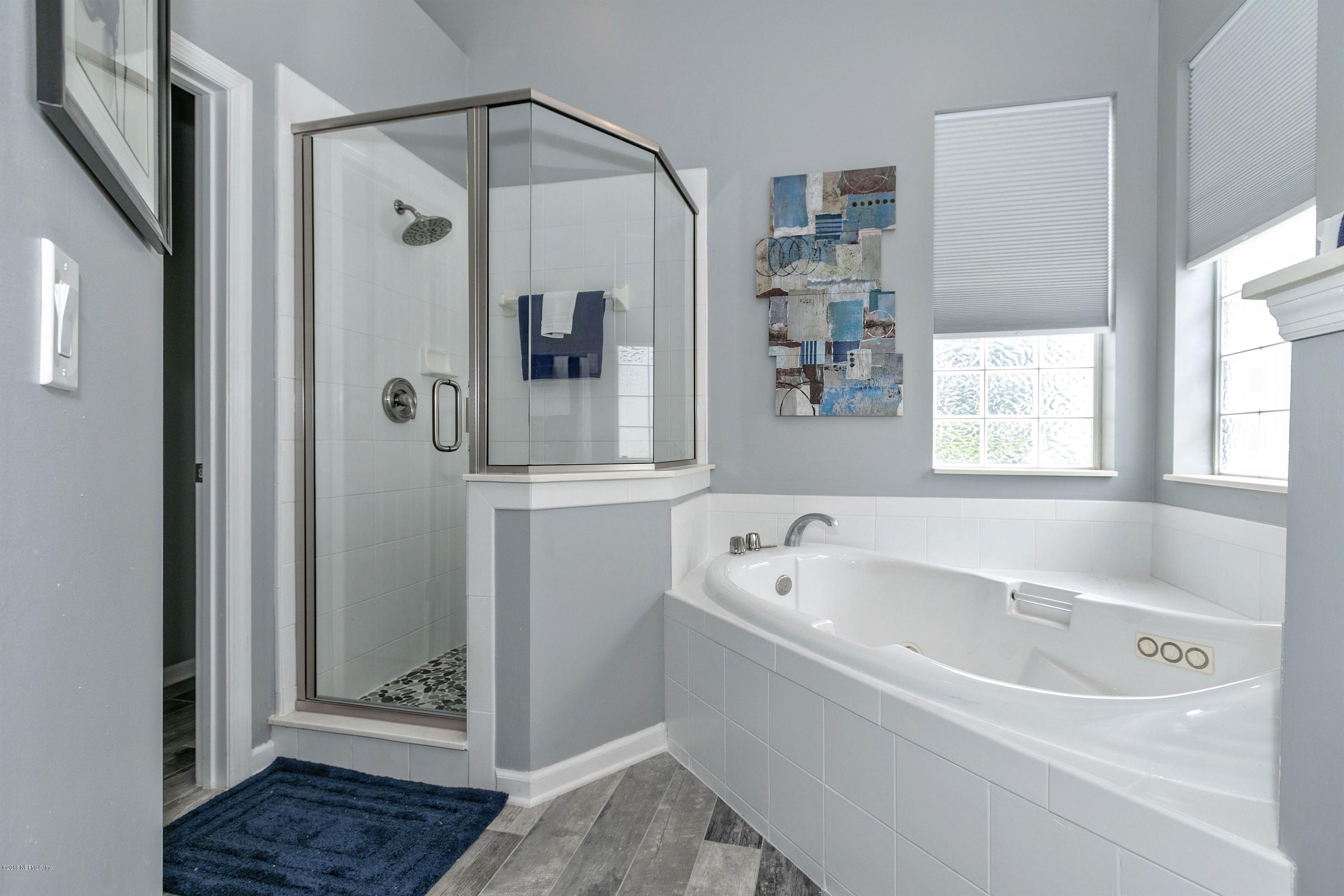 1124 Sandlake Road St. Augustine, FL 32092 - Photo 16 of 24 016_Master ShowerTub