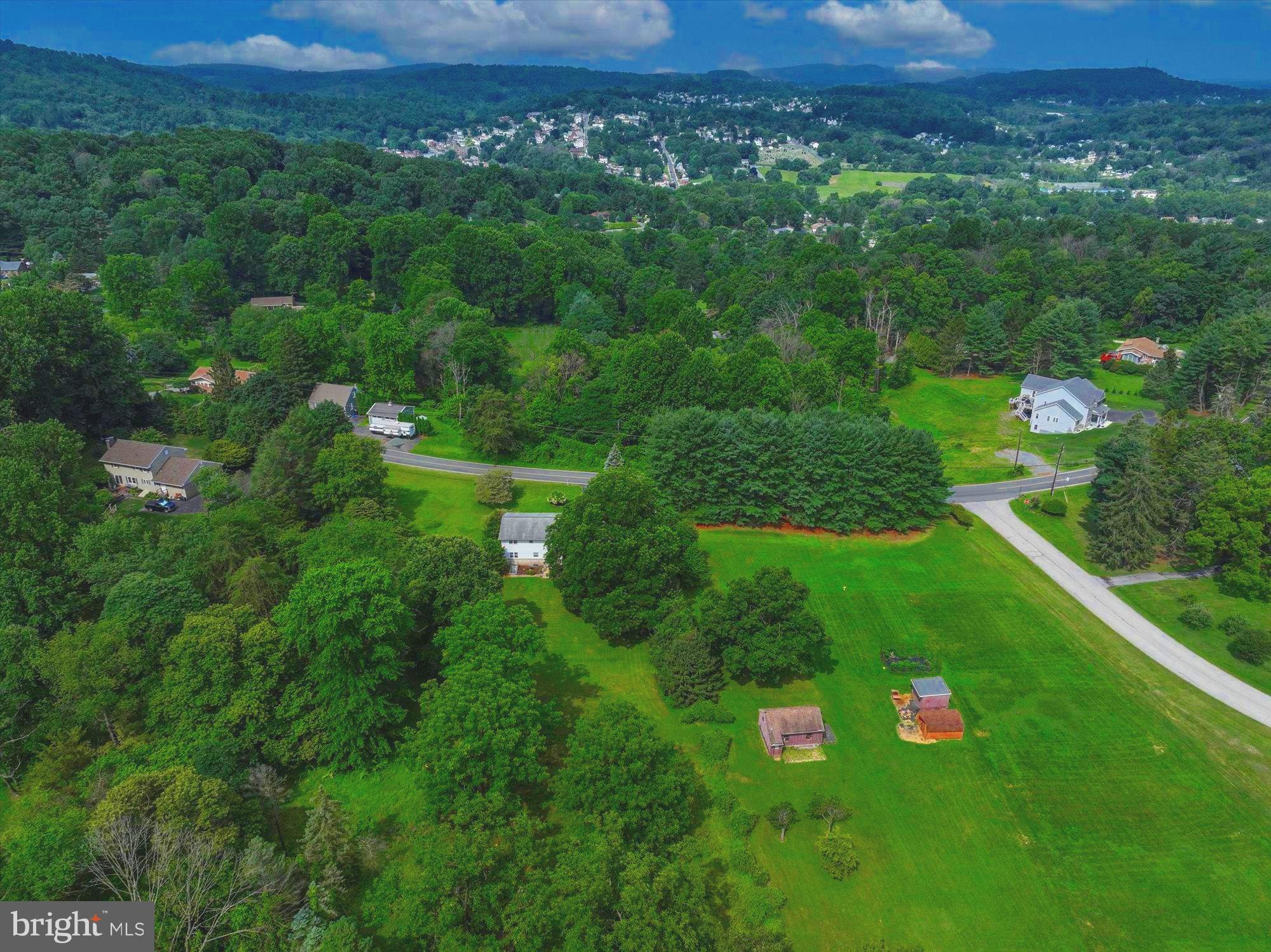 1402 Welsh Road Reading, PA 19607 - Photo 11 of 32