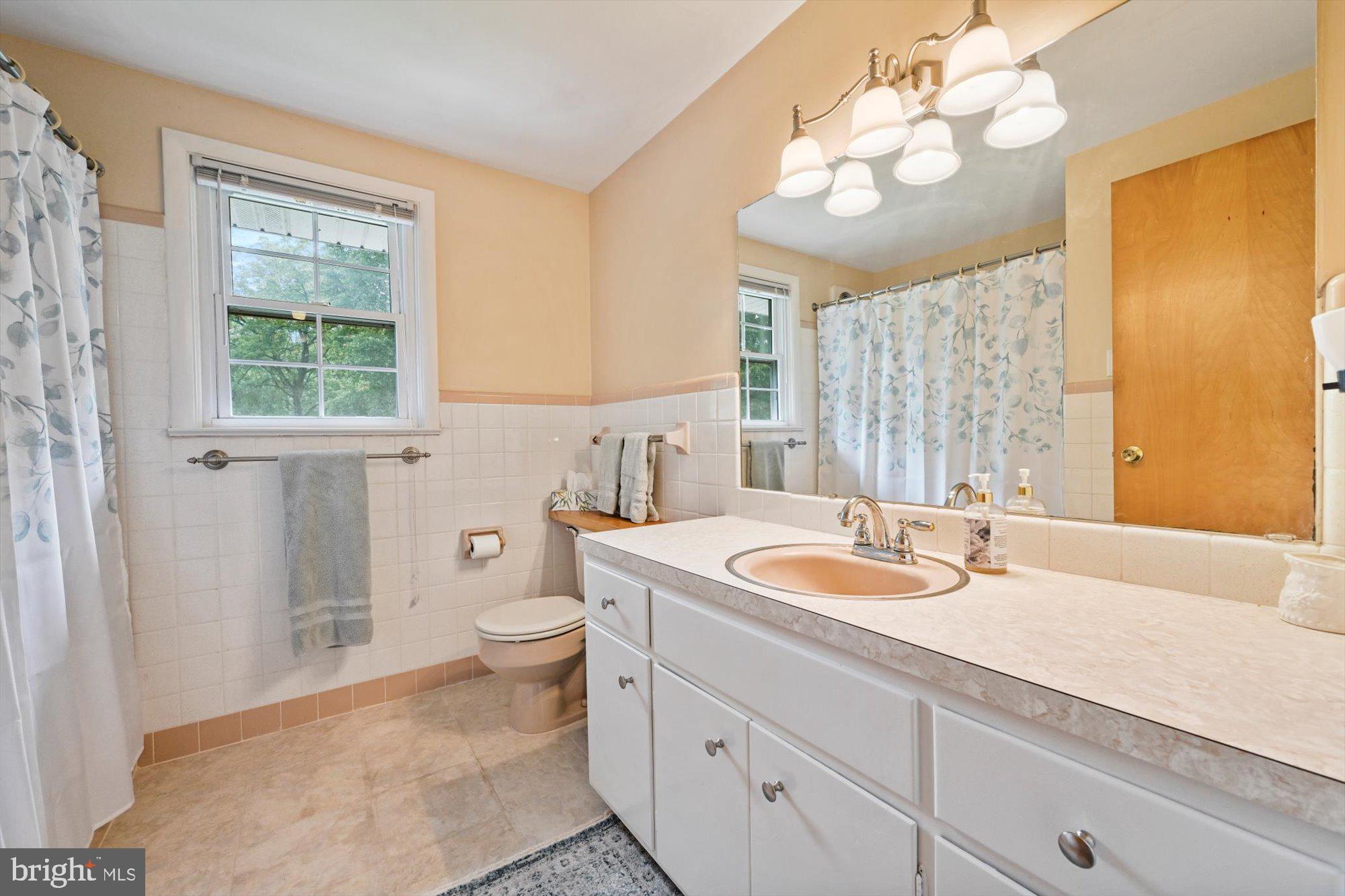 1402 Welsh Road Reading, PA 19607 - Photo 27 of 32