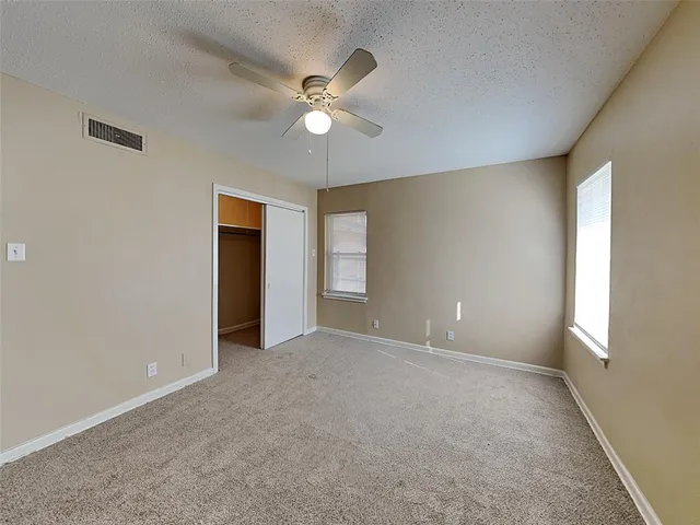 $1,554 | 649 West Main Street, Lancaster, TX 75146