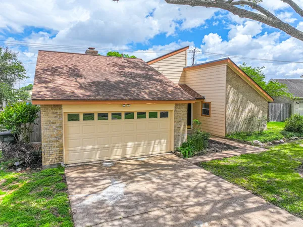 $319,999 | 4319 Tonkawa Street, Pasadena, TX 77504
