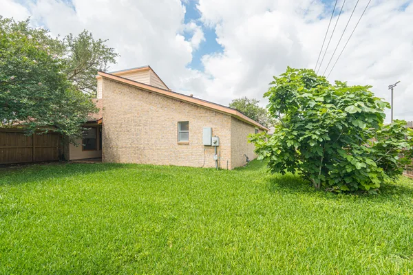 $319,999 | 4319 Tonkawa Street, Pasadena, TX 77504