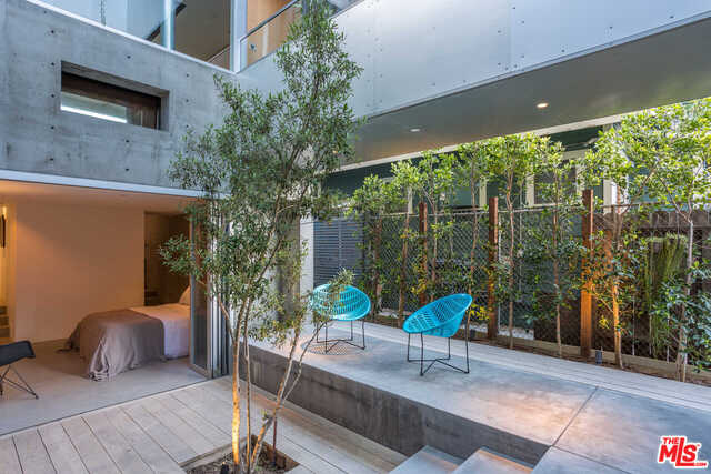 21 27th Avenue Venice, CA 90291 - Photo 12 of 37