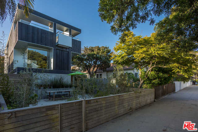 21 27th Avenue Venice, CA 90291 - Photo 3 of 37