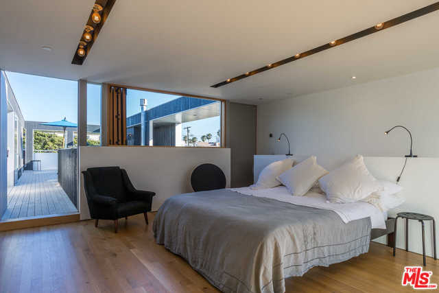 21 27th Avenue Venice, CA 90291 - Photo 25 of 37