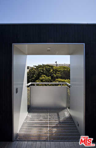 21 27th Avenue Venice, CA 90291 - Photo 34 of 37