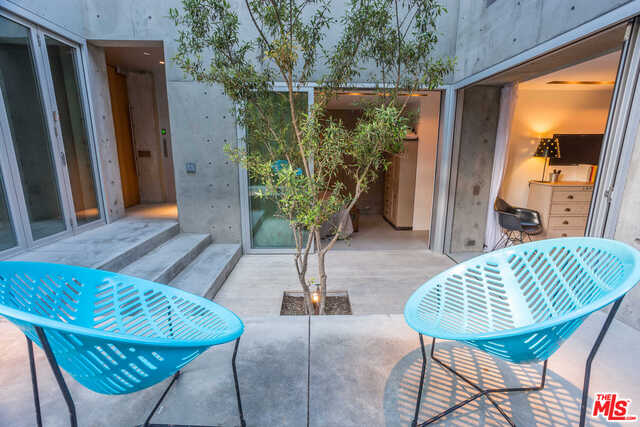 21 27th Avenue Venice, CA 90291 - Photo 7 of 37