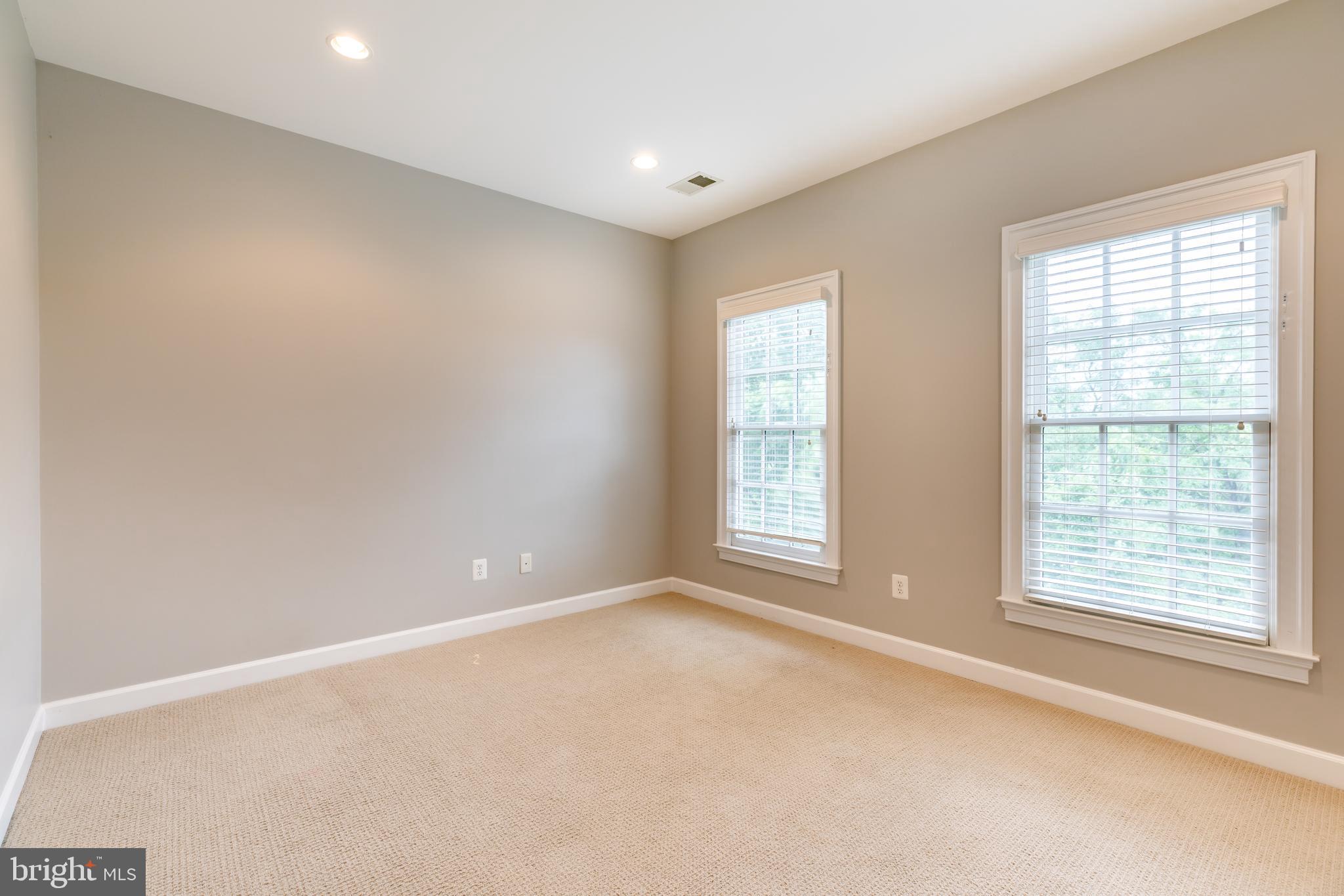 1720 Carpenter Road Alexandria, VA 22314 - Photo 40 of 69 Gallery Image 40