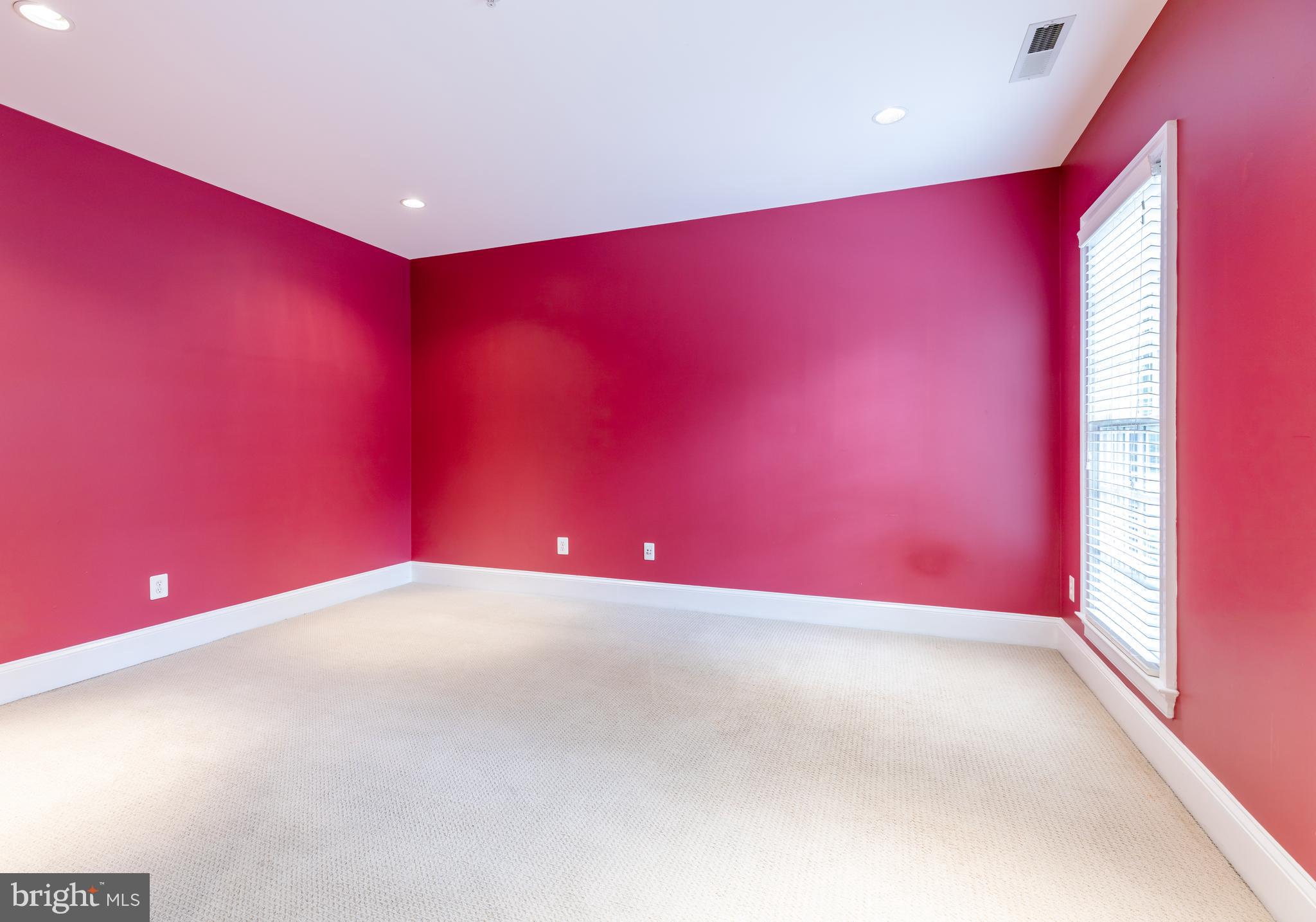 1720 Carpenter Road Alexandria, VA 22314 - Photo 5 of 69 Gallery Image 5