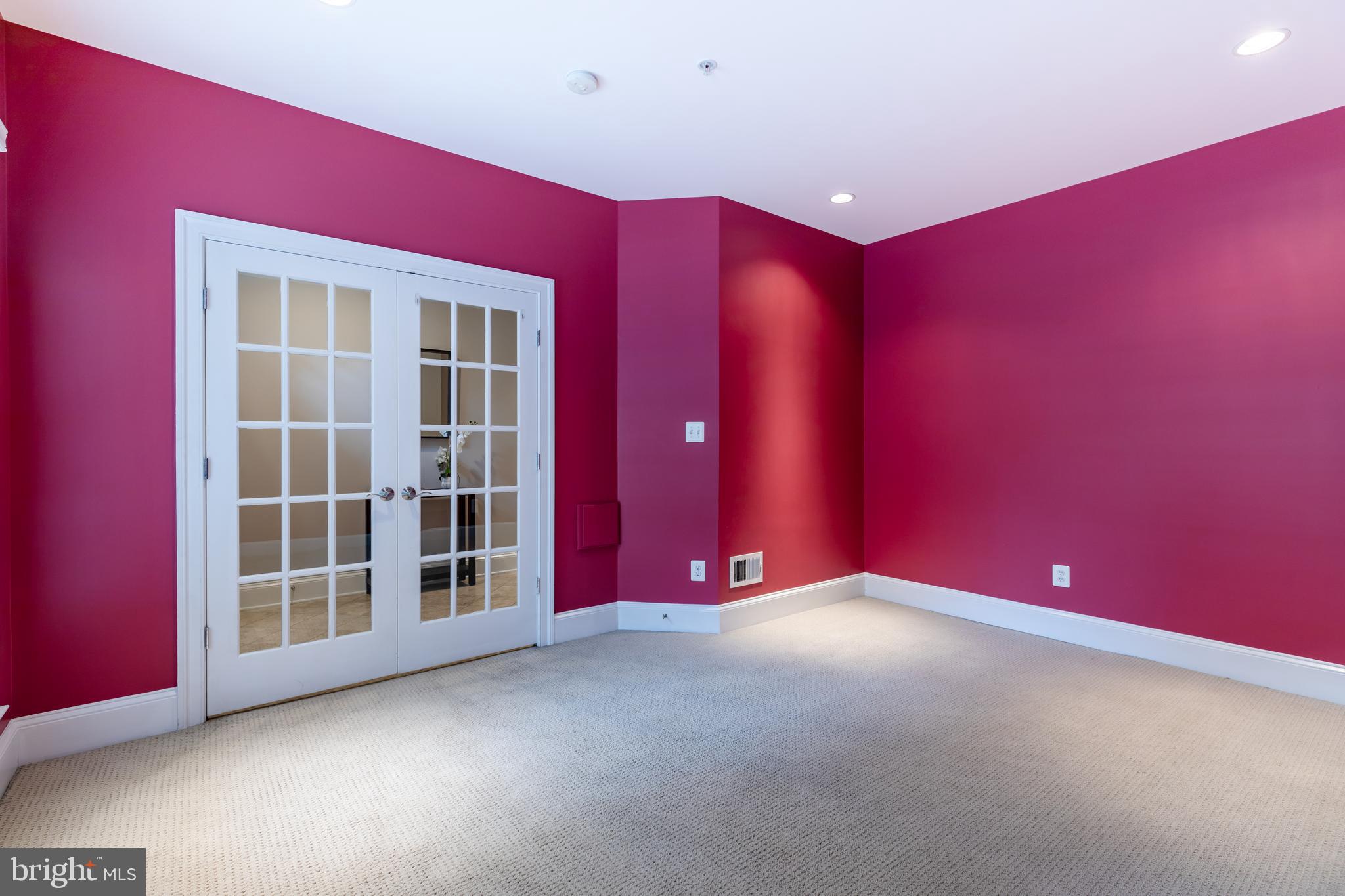 1720 Carpenter Road Alexandria, VA 22314 - Photo 8 of 69 Gallery Image 8