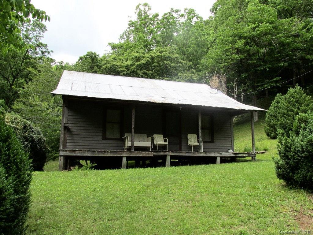 641 Rambling Road Cullowhee, NC 28723 - Photo 8 of 17 Gallery Image 8