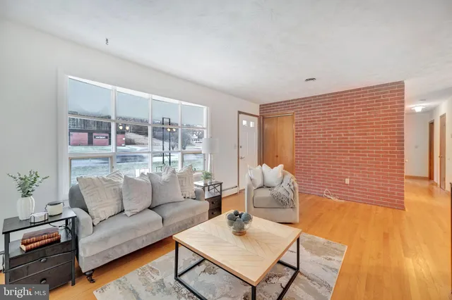 $405,000 | 536 Mayo Road, Edgewater, MD 21037