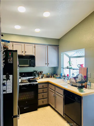 $375,000 | 12418 Highgate Avenue, Victorville, CA 92395