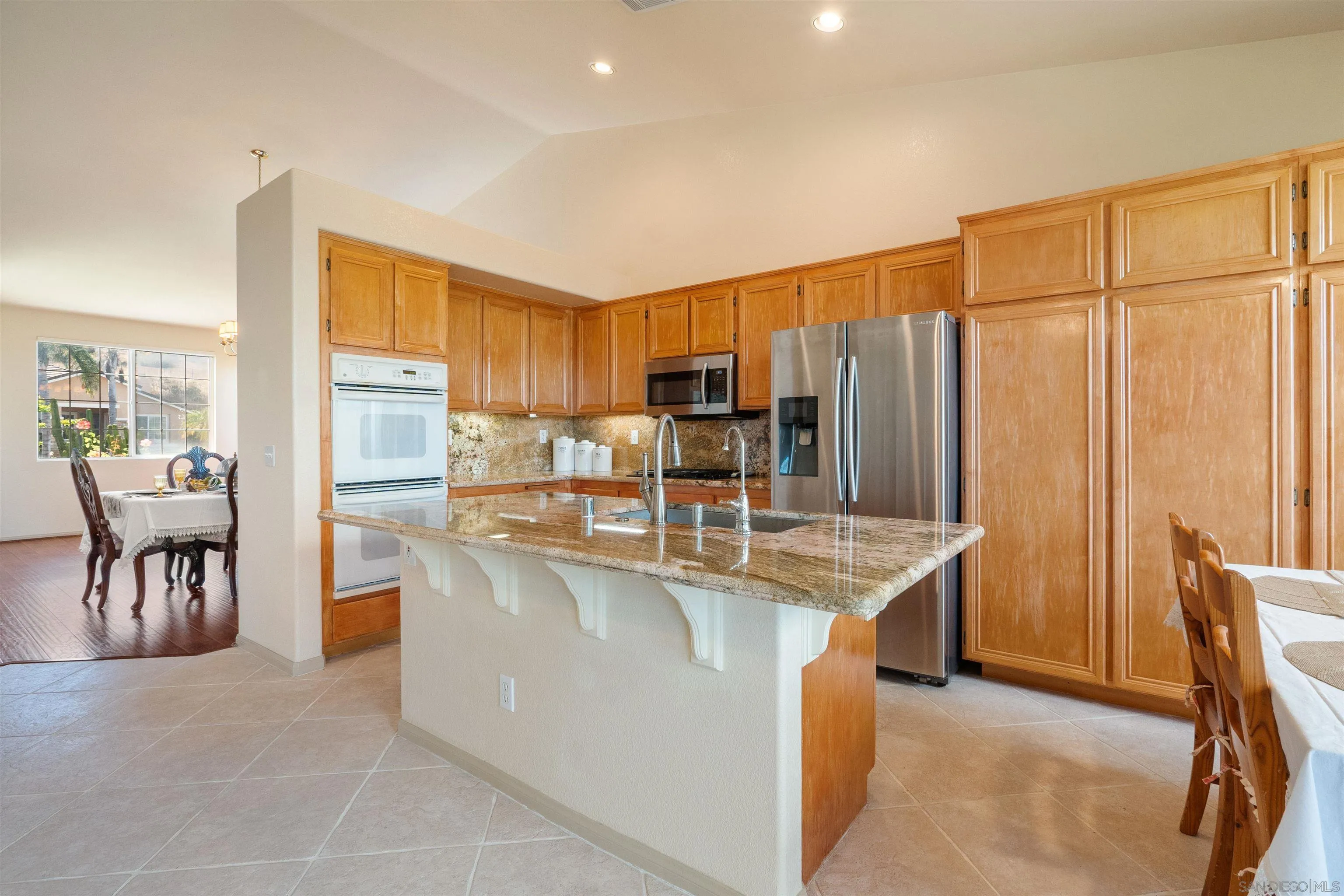 1992 Ridge Way Glen Escondido, CA 92029 - Photo 20 of 31