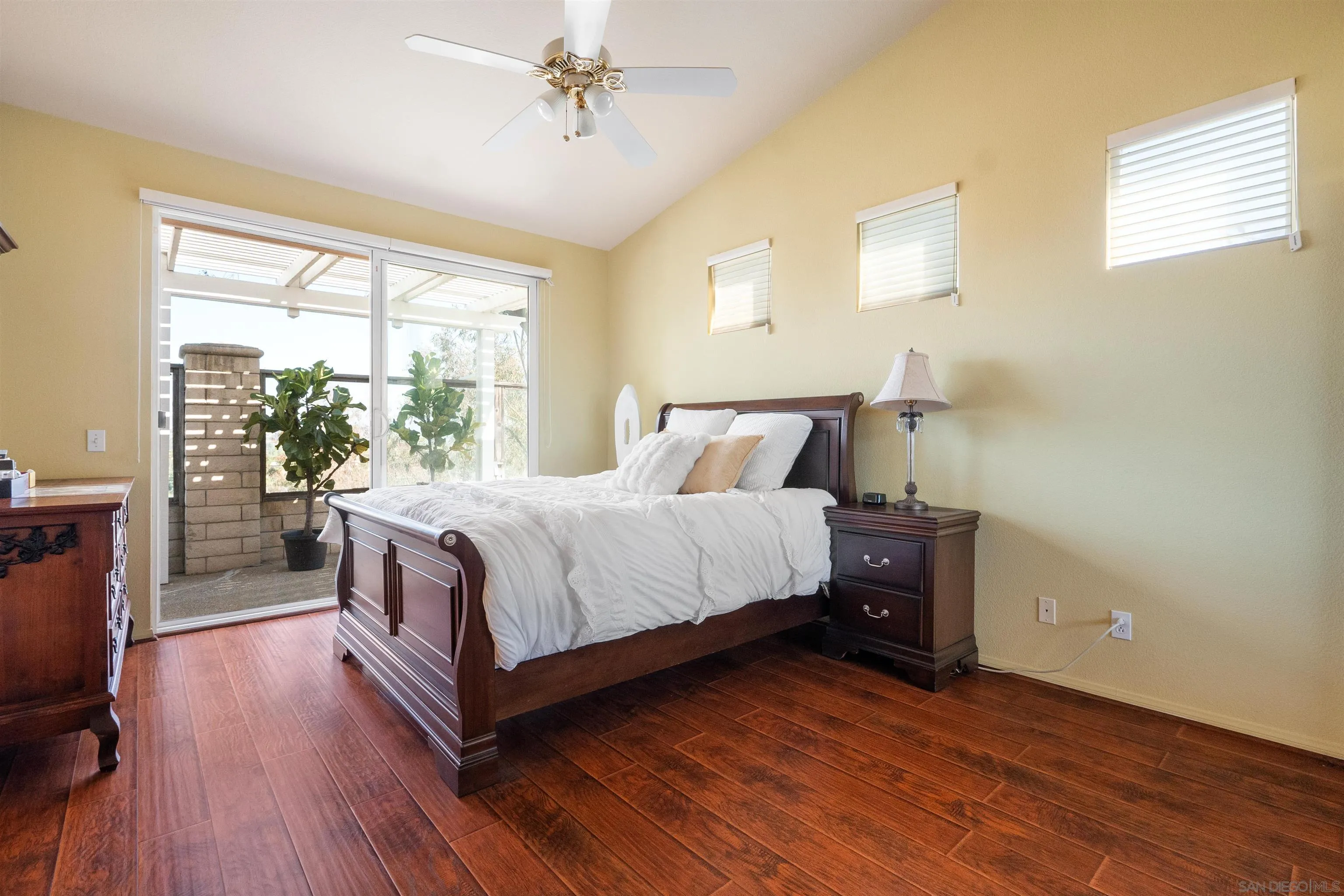 1992 Ridge Way Glen Escondido, CA 92029 - Photo 22 of 31