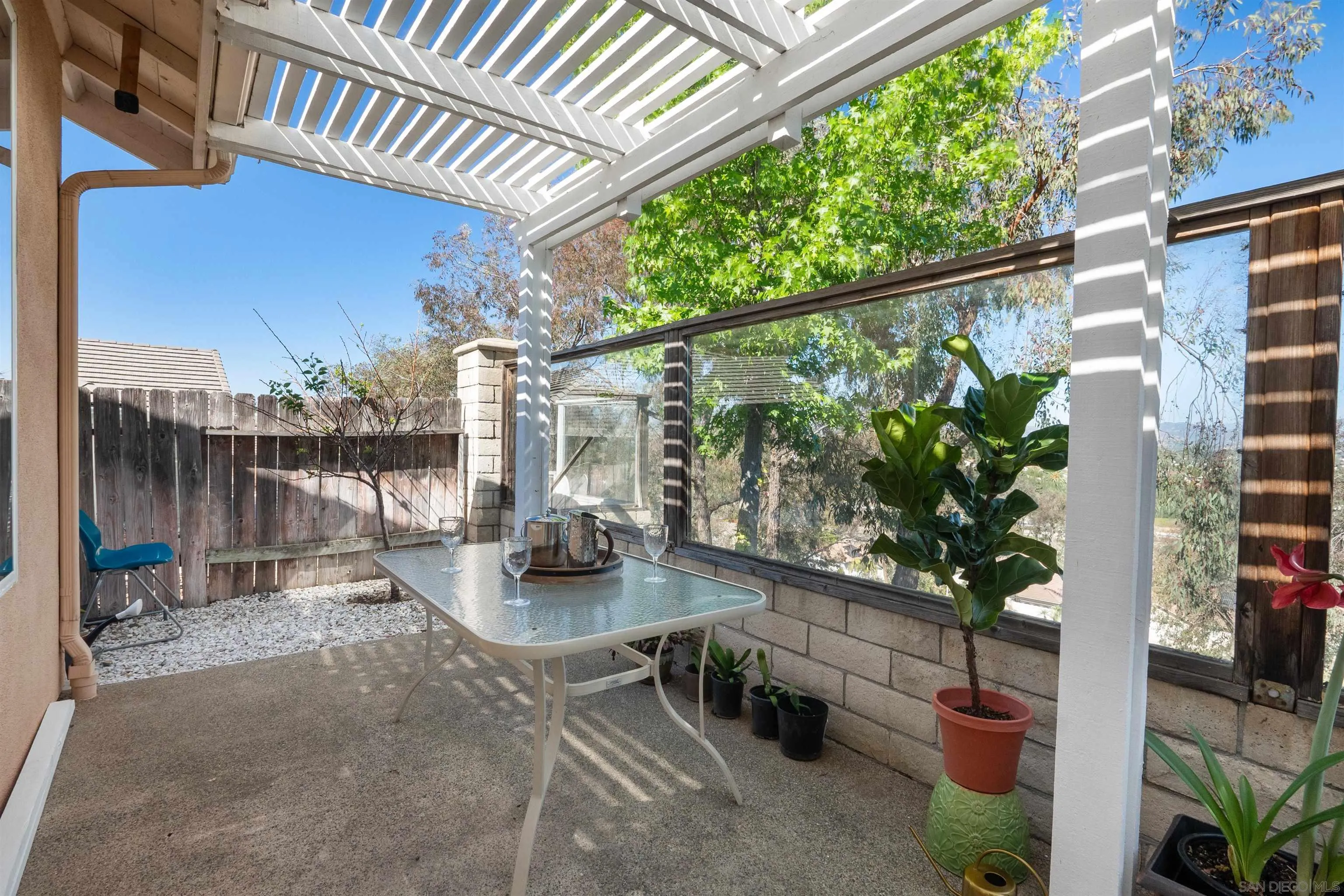 1992 Ridge Way Glen Escondido, CA 92029 - Photo 7 of 31