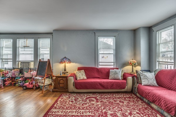 35-37 Dufton Road Andover, MA 01810 - Photo 9 of 29 Gallery Image 9
