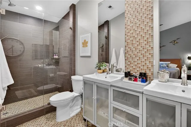 $1,145,000 | 818 South Amber Lane, Anaheim Hills, CA 92807