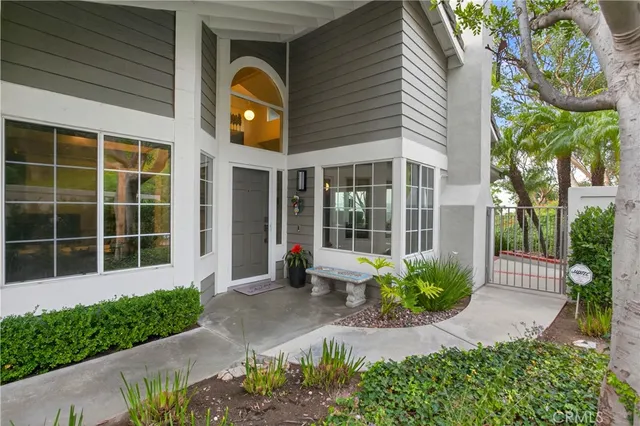 $1,145,000 | 818 South Amber Lane, Anaheim Hills, CA 92807