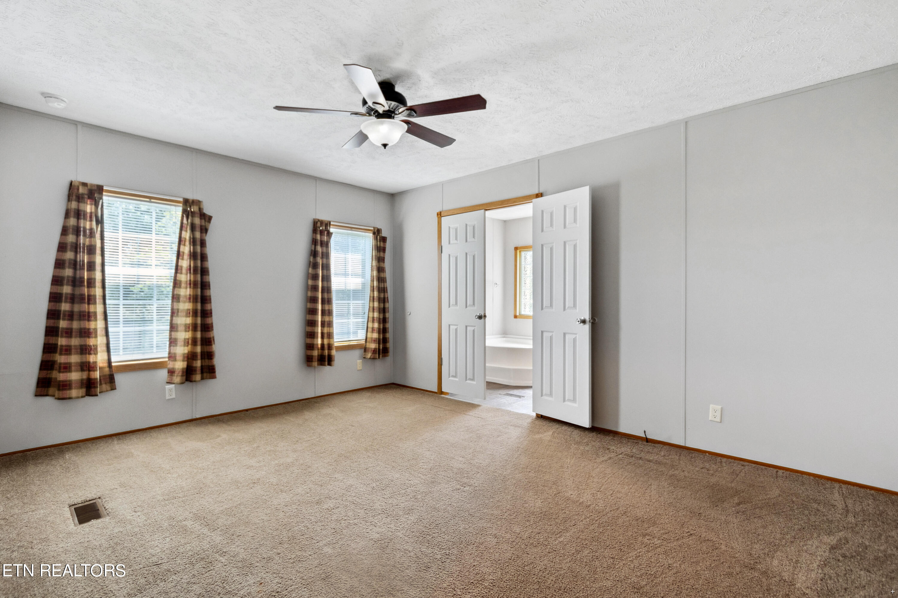 437 Bland Road Clinton, TN 37716 - Photo 12 of 20 Positive Perceptions-11 (2)