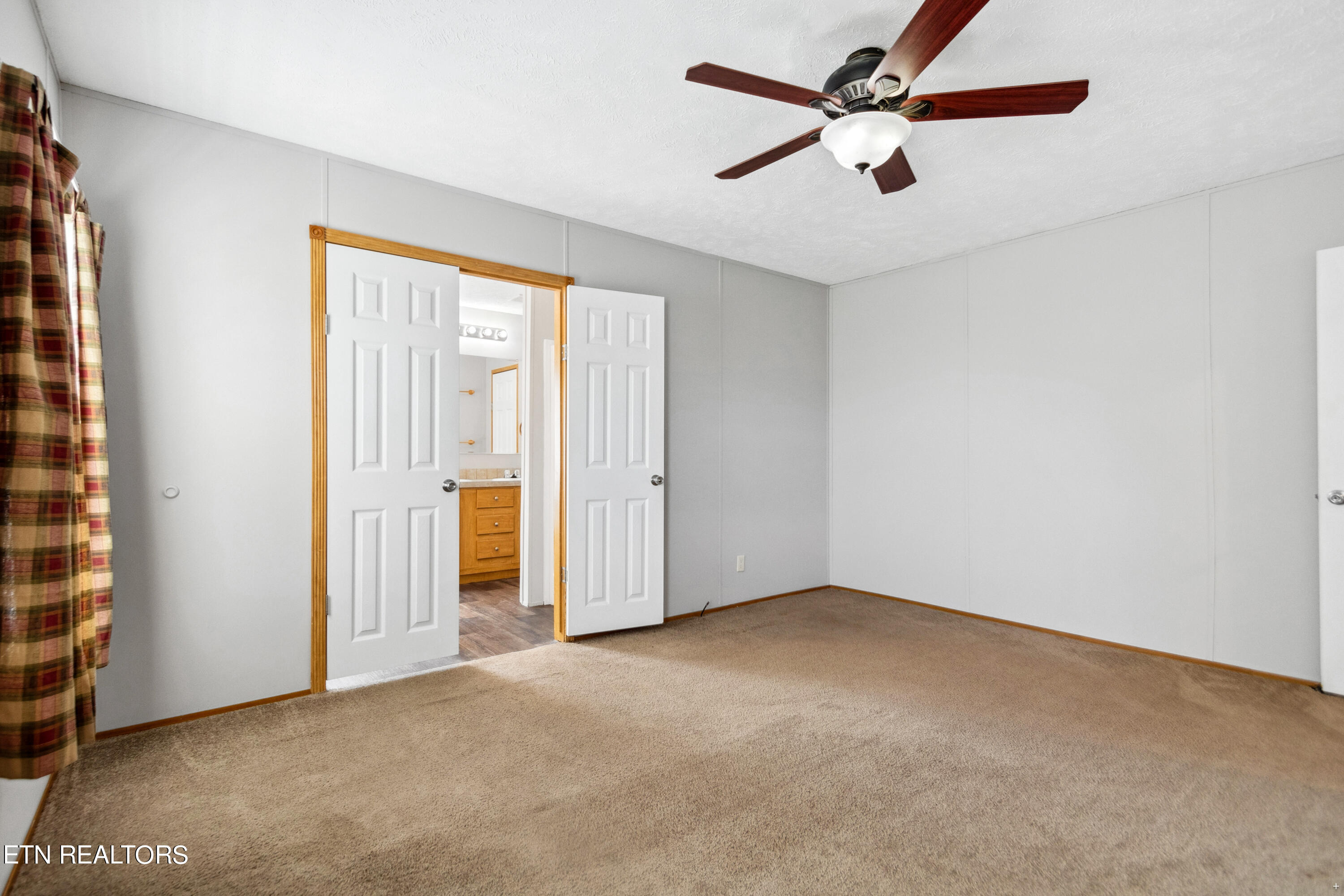 437 Bland Road Clinton, TN 37716 - Photo 13 of 20 Positive Perceptions-12 (2)