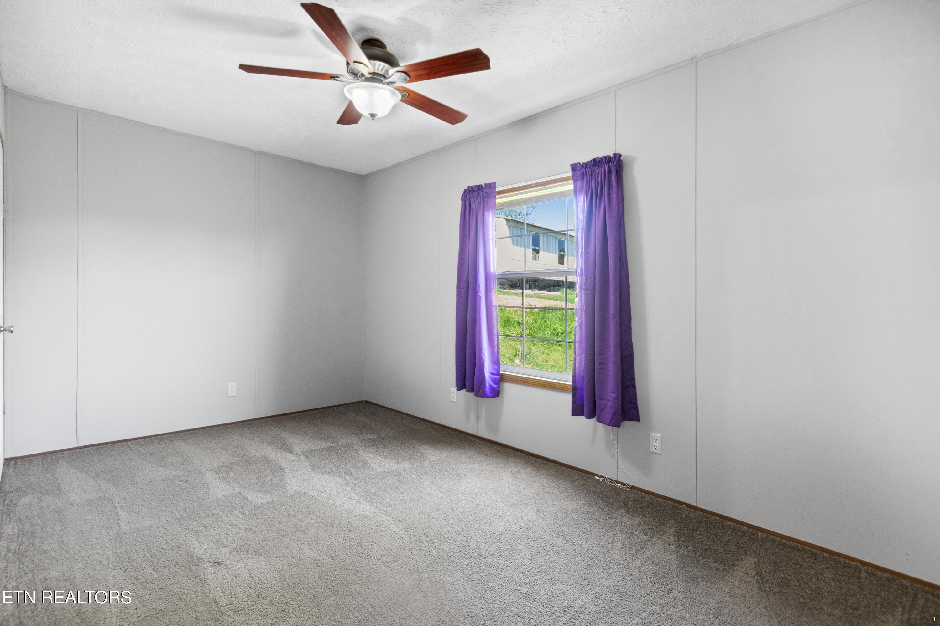 437 Bland Road Clinton, TN 37716 - Photo 17 of 20 Positive Perceptions-16 (2)