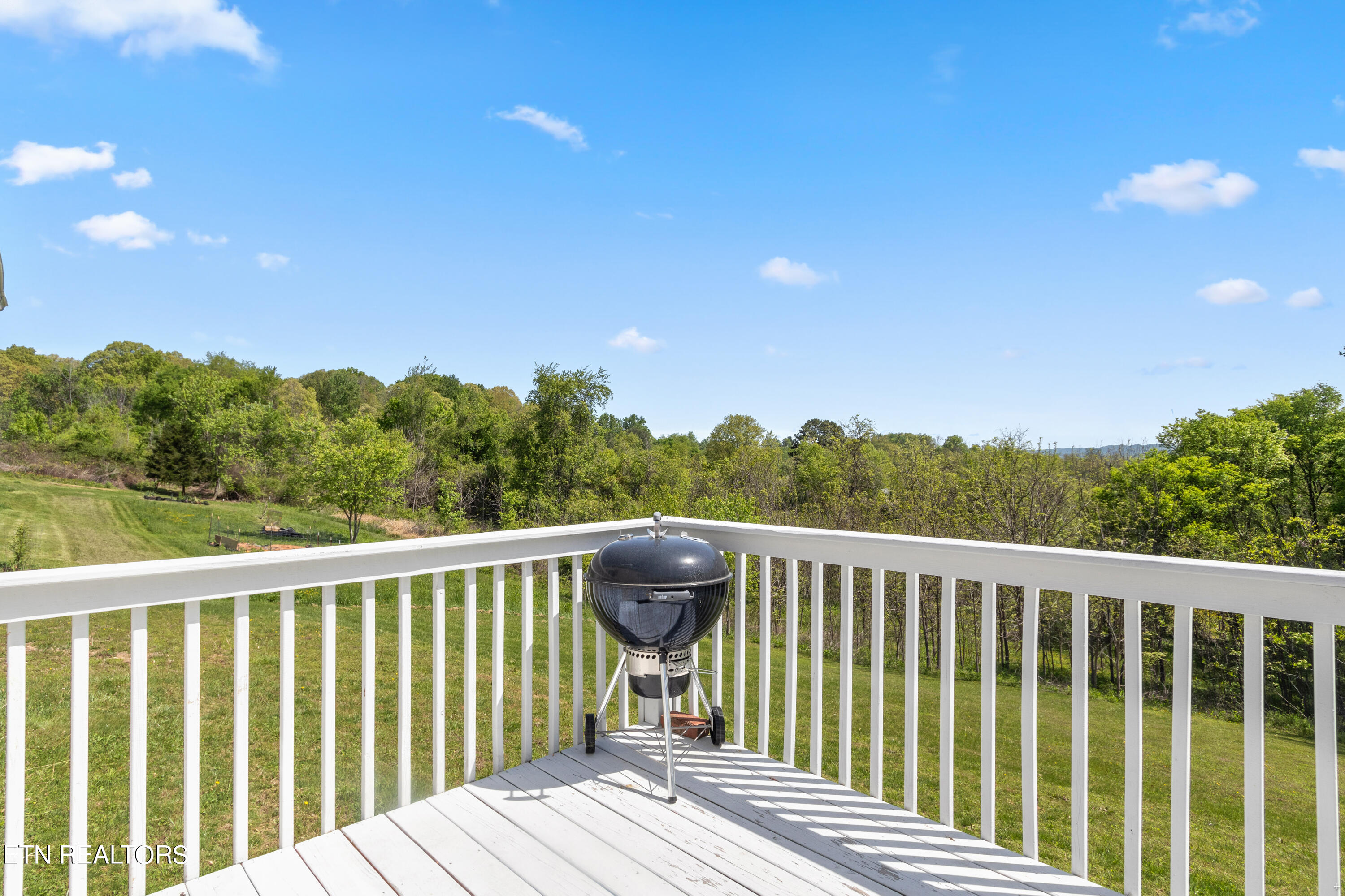 437 Bland Road Clinton, TN 37716 - Photo 3 of 20 Positive Perceptions-19 (2)