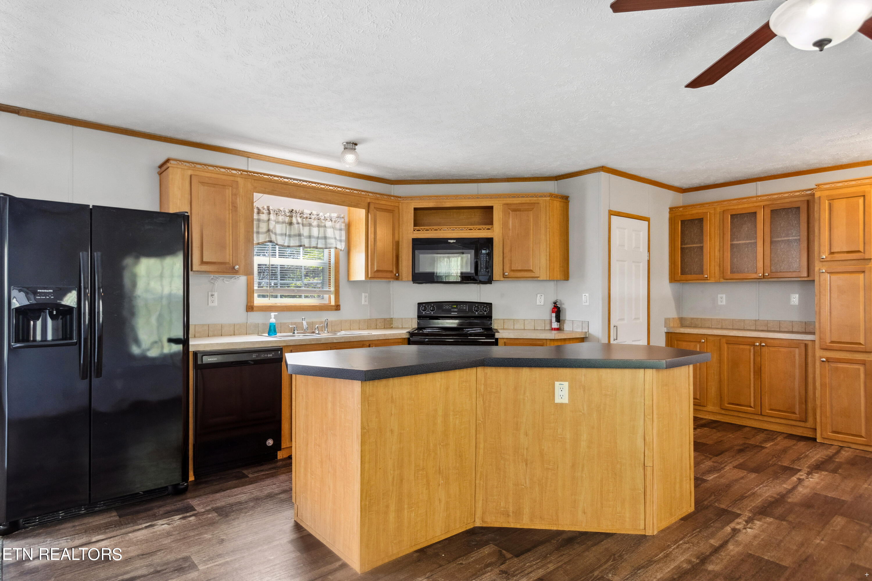 437 Bland Road Clinton, TN 37716 - Photo 8 of 20 Positive Perceptions-7 (2)