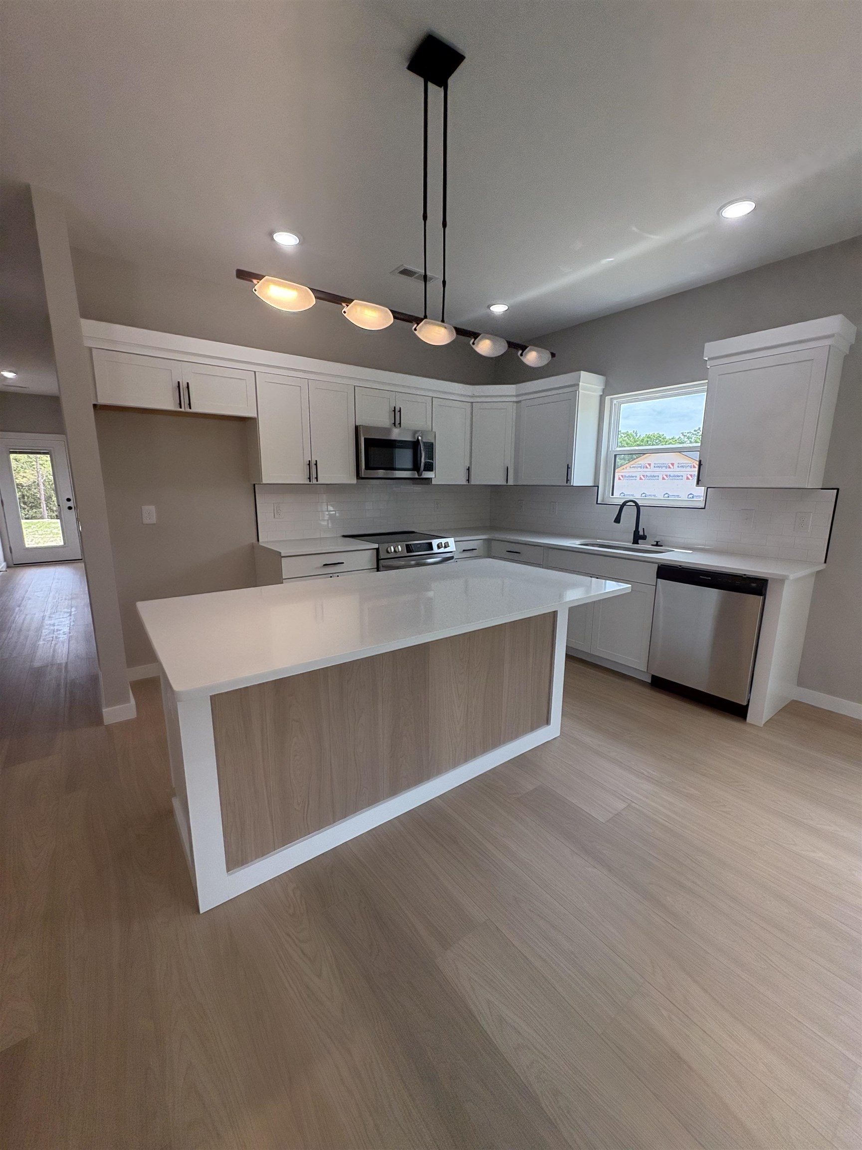 326 Minkum Road Gaffney, SC 29340 - Photo 4 of 17