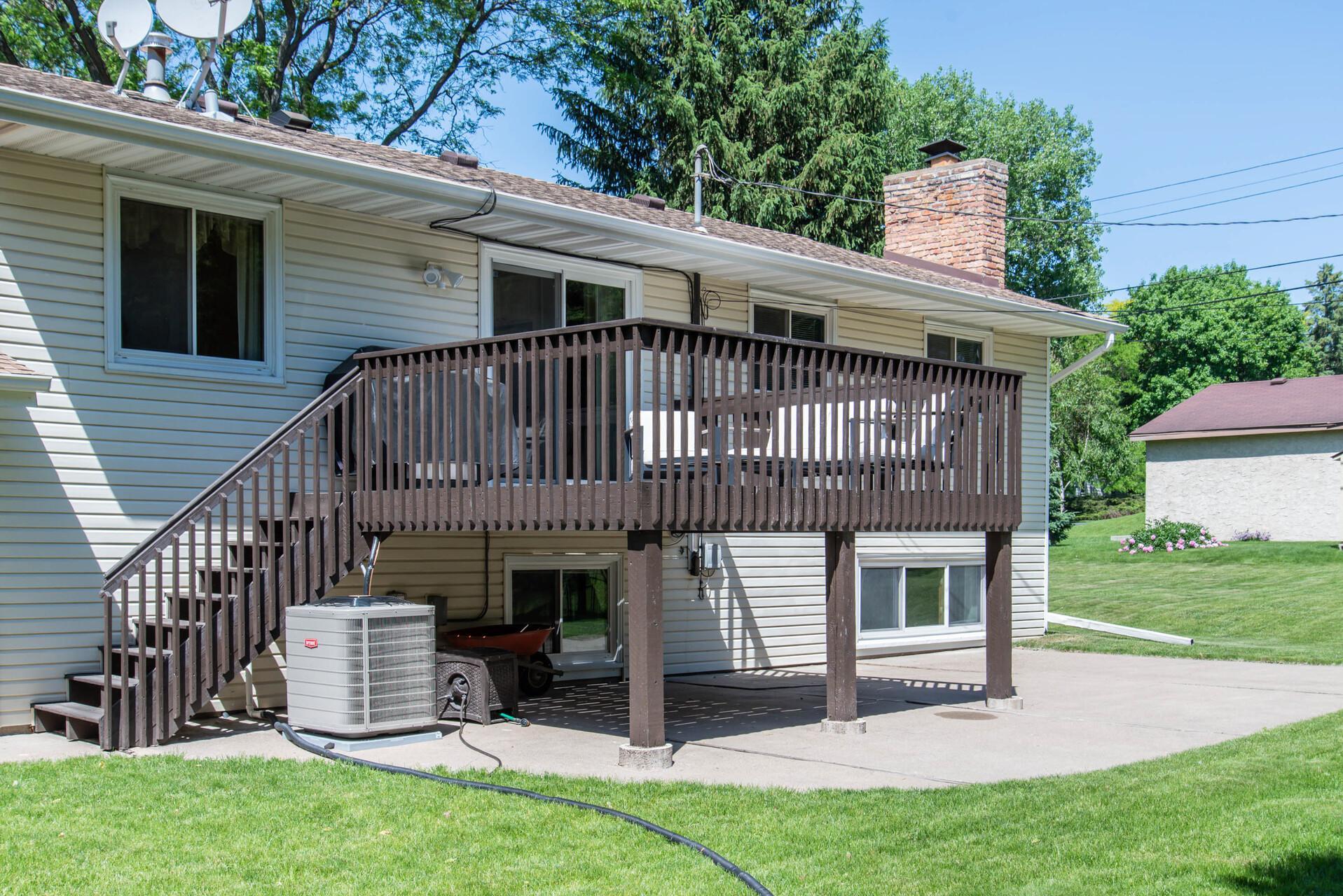 1096 Ingerson Road Shoreview, MN 55126 - Photo 6 of 42