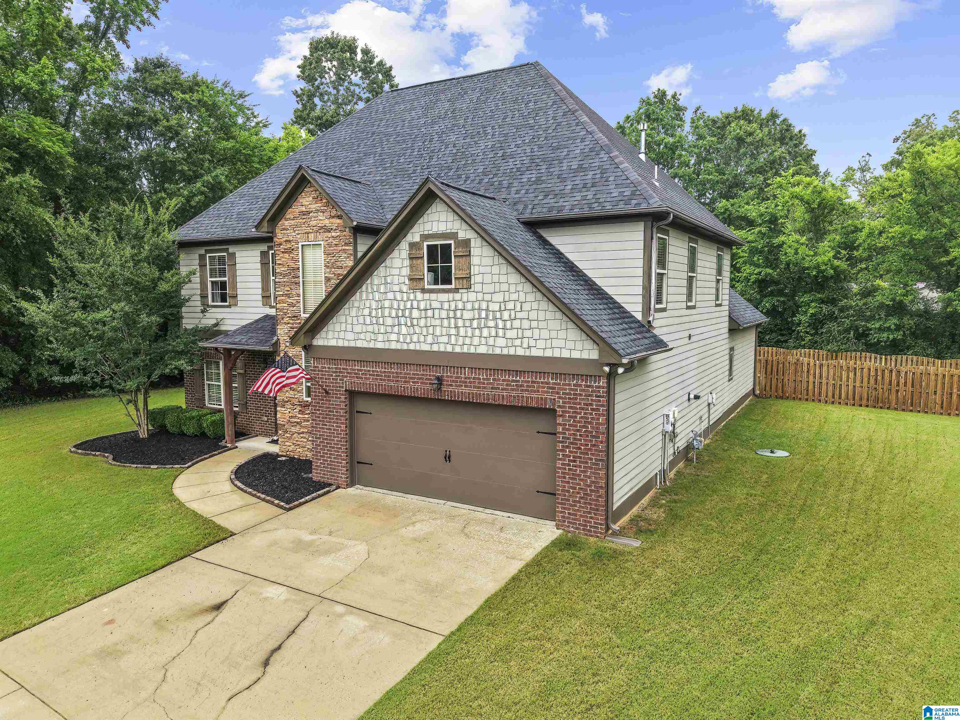 150 Braxton Place Springville, AL 35146 - Photo 2 of 52