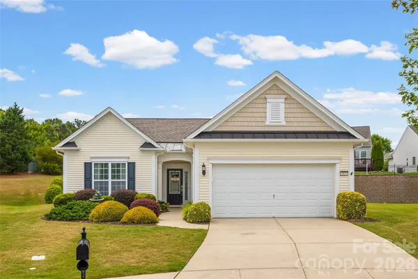 $490,000 | 2027 Maned Goose Court, Fort Mill, SC 29707