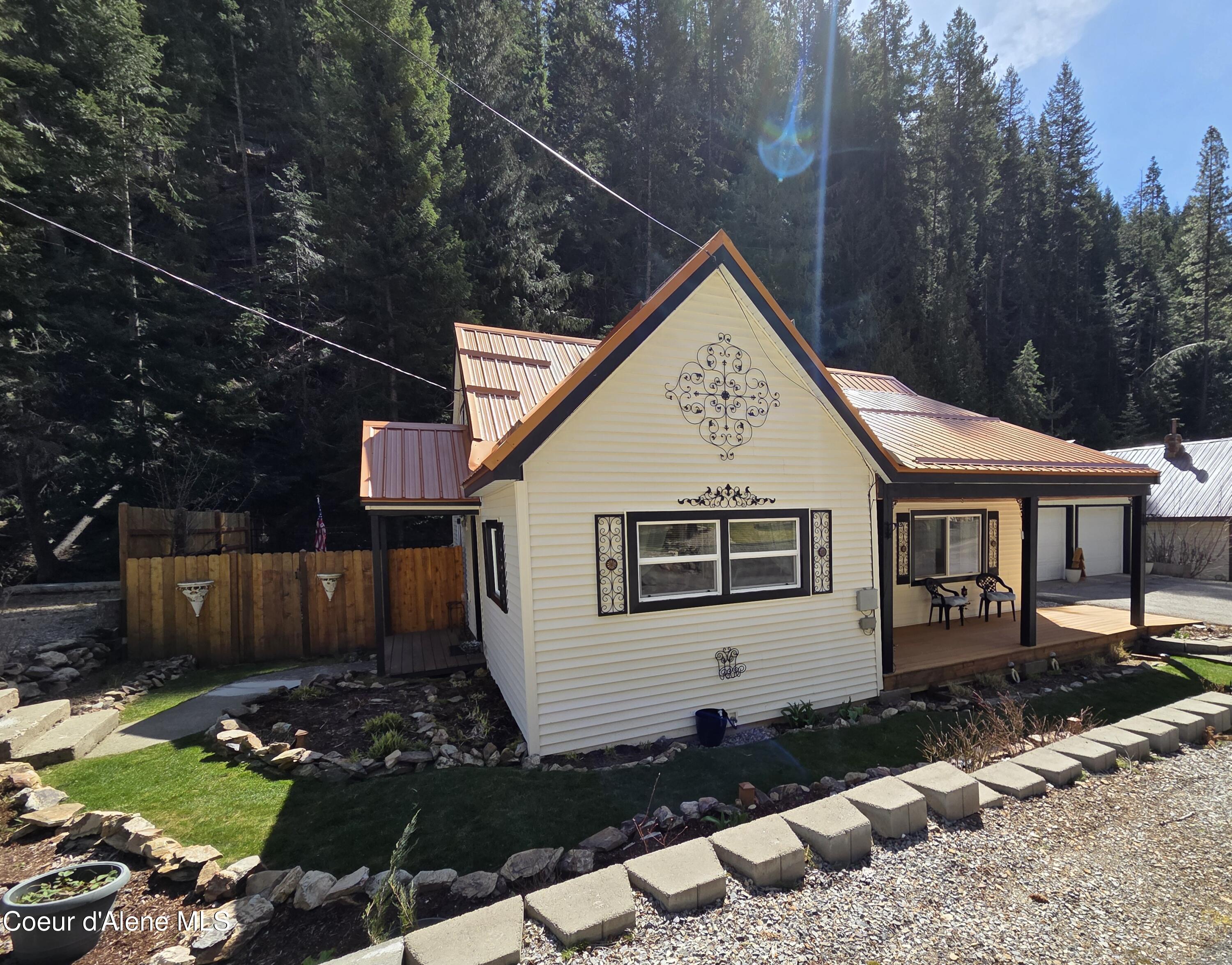 446 2nd Street Mullan, ID 83846 - Photo 1 of 1 466 2nd Mullan