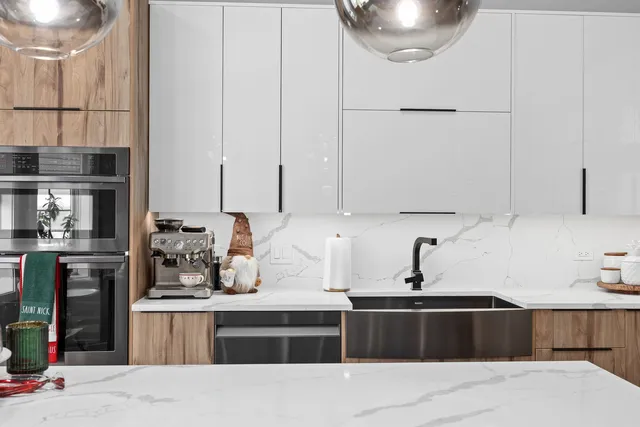 $359,999 | 11901 Windemere Court, Unit 404, Orland Park, IL 60467