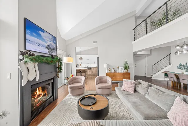 $359,999 | 11901 Windemere Court, Unit 404, Orland Park, IL 60467