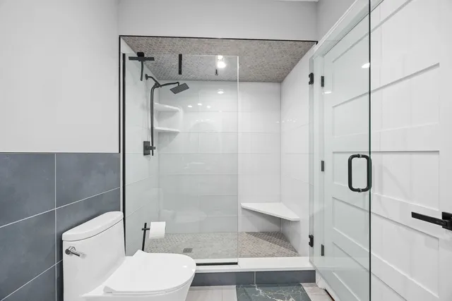 $359,999 | 11901 Windemere Court, Unit 404, Orland Park, IL 60467