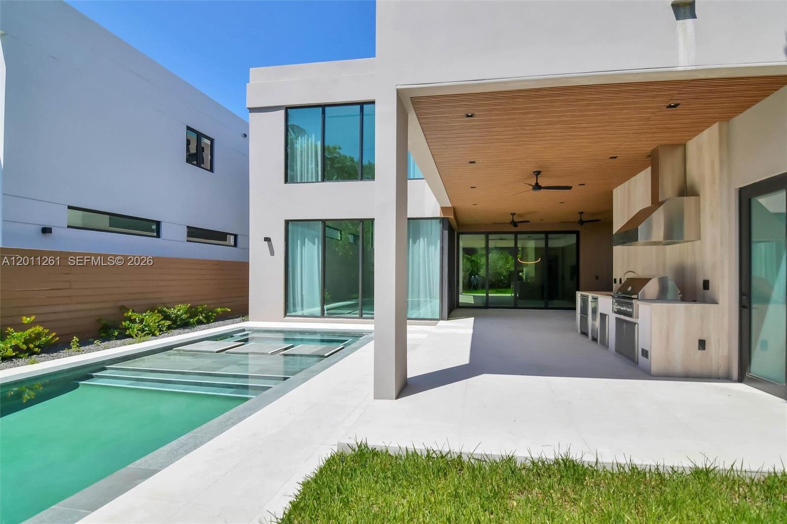 135 Southwest 29th Road Miami, FL 33129 - Photo 68 of 74