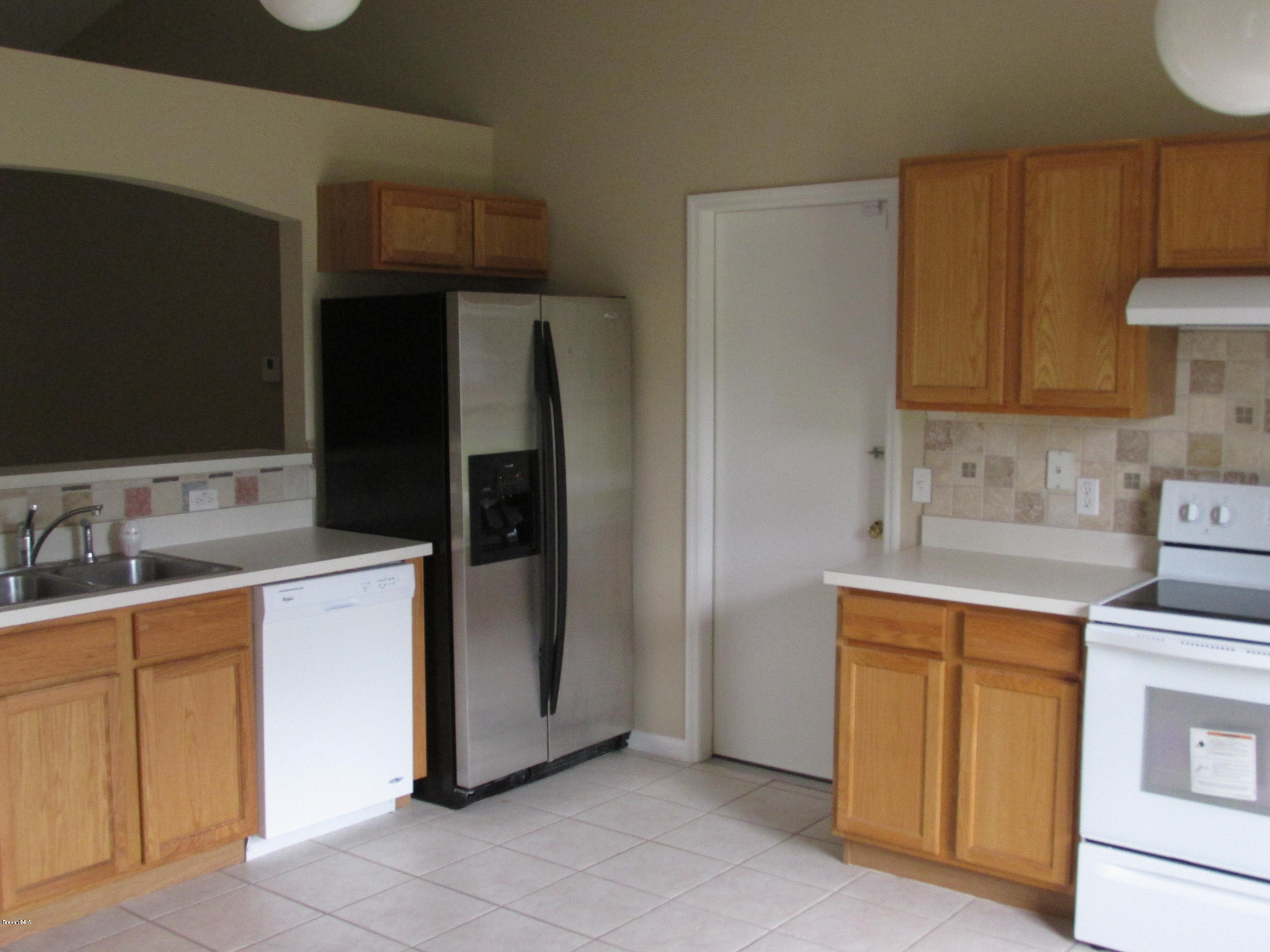 1278 Wabash Road Southeast Palm Bay, FL 32909 - Photo 3 of 14 week 039
