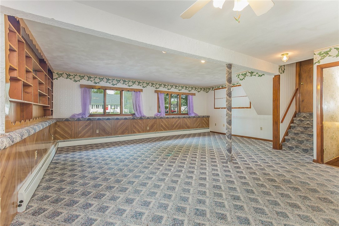 84 Rustic Way Warwick, RI 02886 - Photo 3 of 18 Family Room