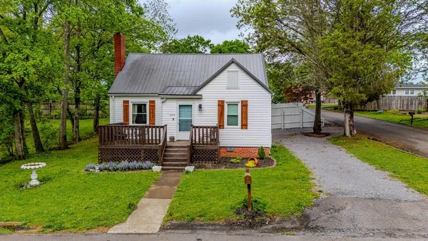 $455,900 | 2095 Church Street Northeast, Cleveland, TN 37311